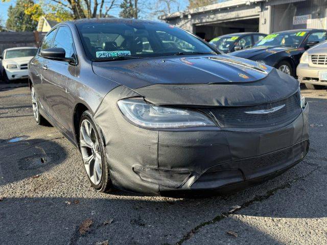 2015 Chrysler 200 S AWD photo