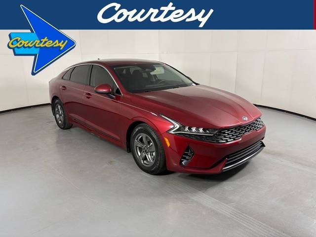 2021 Kia K5 LXS FWD photo