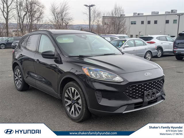 2020 Ford Escape SE Sport Hybrid AWD photo