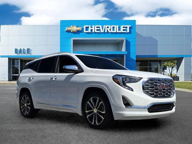 2020 GMC Terrain Denali FWD photo