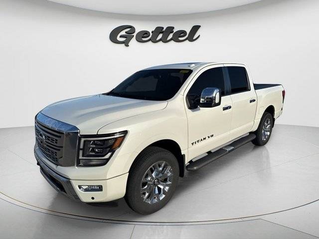 2020 Nissan Titan SL 4WD photo