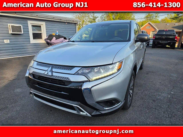 2020 Mitsubishi Outlander ES 4WD photo