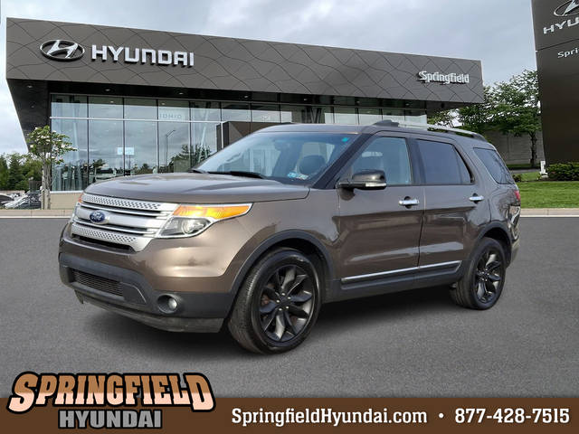 2015 Ford Explorer XLT 4WD photo