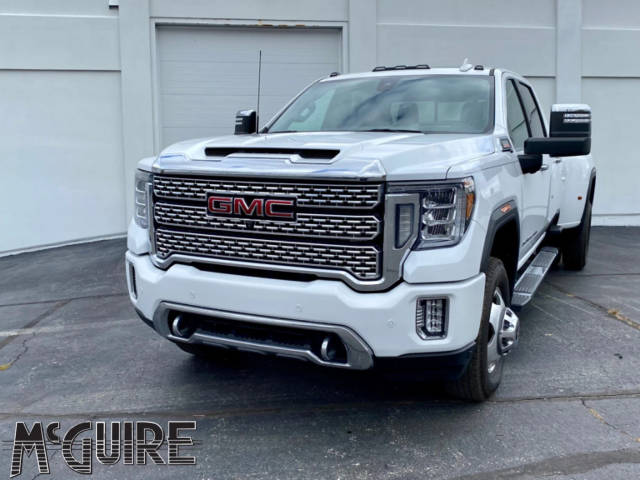 2020 GMC Sierra 3500HD Denali 4WD photo