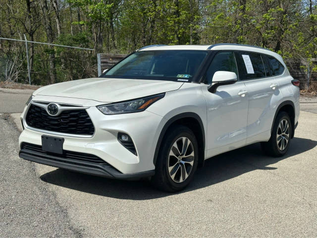 2020 Toyota Highlander XLE AWD photo