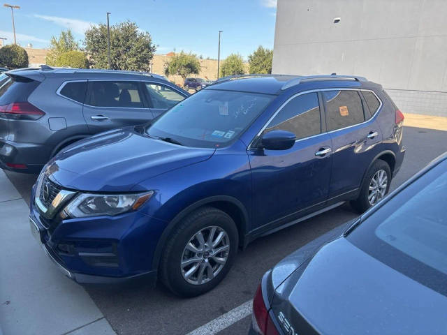 2020 Nissan Rogue SV FWD photo