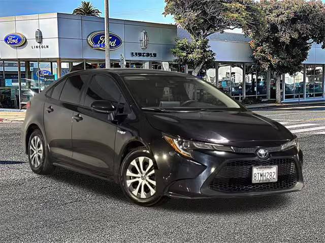 2021 Toyota Corolla Hybrid LE FWD photo