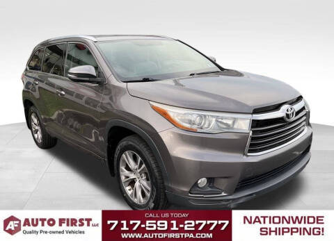 2015 Toyota Highlander XLE AWD photo
