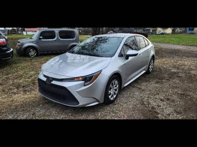 2021 Toyota Corolla LE FWD photo