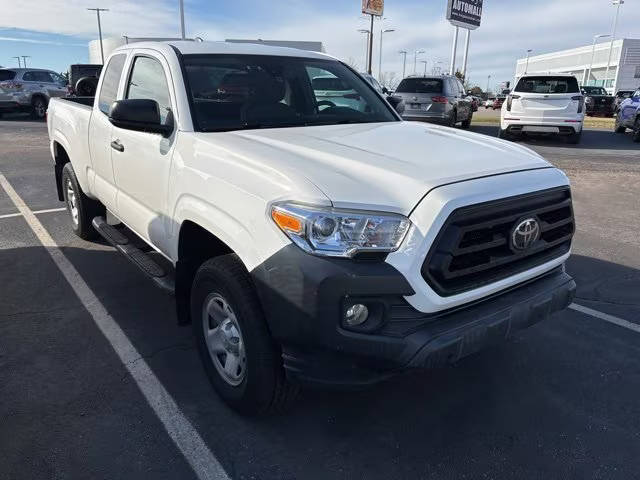 2020 Toyota Tacoma SR 4WD photo