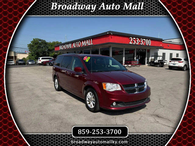 2019 Dodge Grand Caravan SXT FWD photo