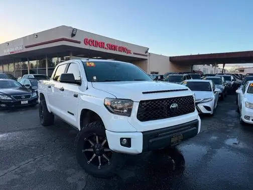 2019 Toyota Tundra SR5 4WD photo