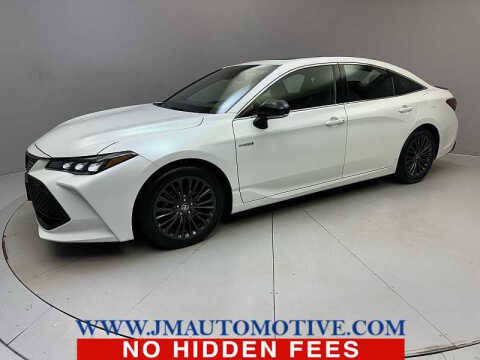 2020 Toyota Avalon Hybrid XSE FWD photo