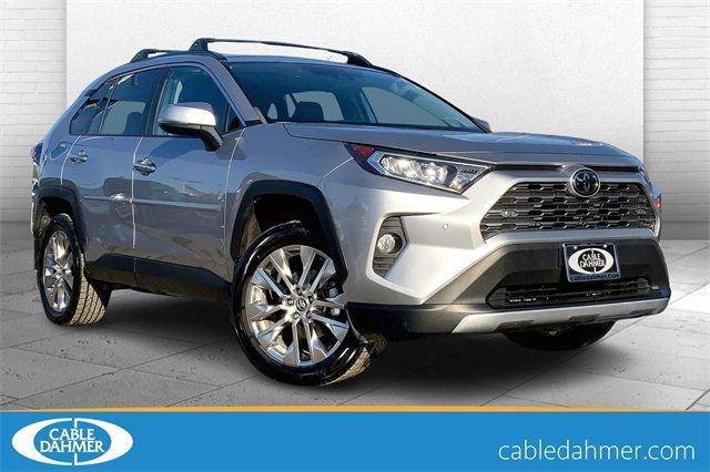 2020 Toyota RAV4 Limited FWD photo