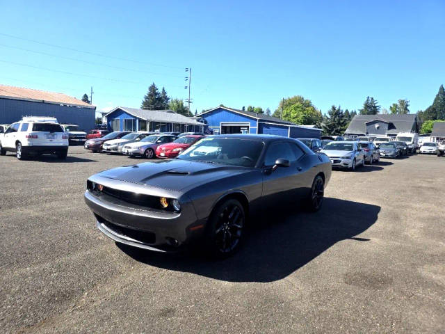 2020 Dodge Challenger SXT RWD photo