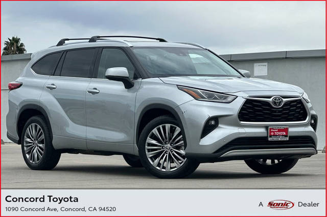 2020 Toyota Highlander Platinum FWD photo