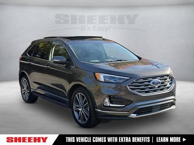 2019 Ford Edge Titanium AWD photo