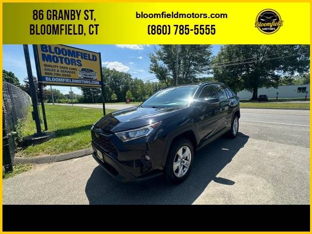 2020 Toyota RAV4 XLE AWD photo