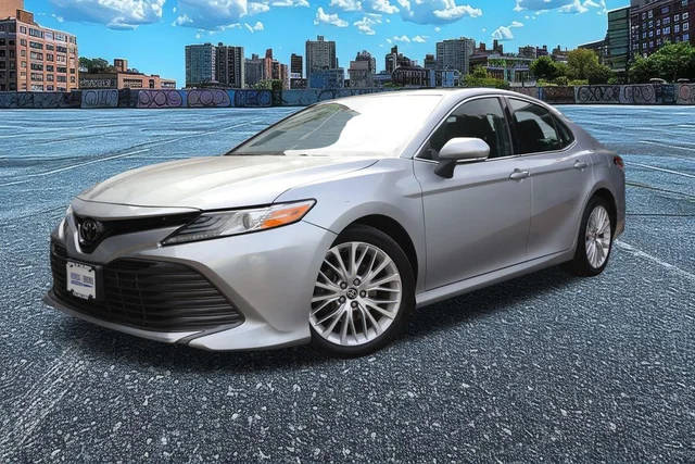 2020 Toyota Camry XLE AWD photo