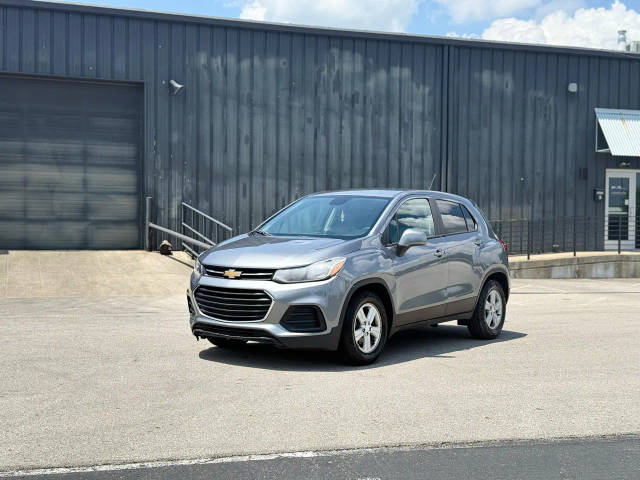 2020 Chevrolet Trax LS FWD photo