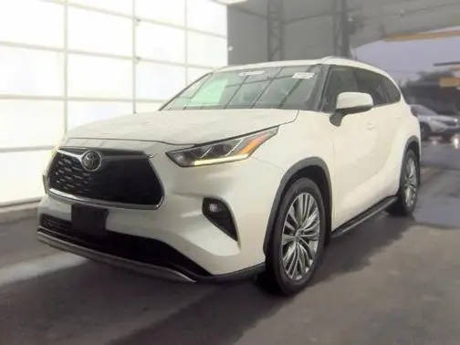 2020 Toyota Highlander Platinum FWD photo