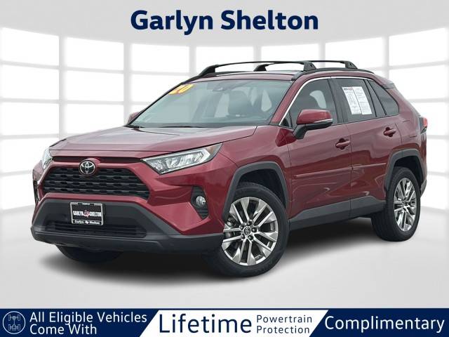 2020 Toyota RAV4 XLE Premium FWD photo