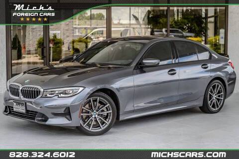 2019 BMW 3 Series 330i RWD photo