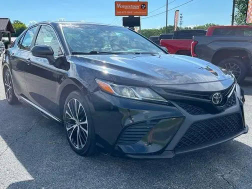 2018 Toyota Camry SE FWD photo