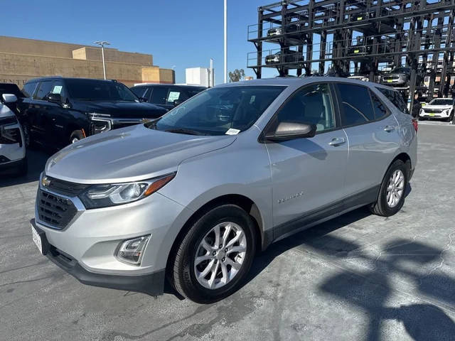 2020 Chevrolet Equinox LS FWD photo
