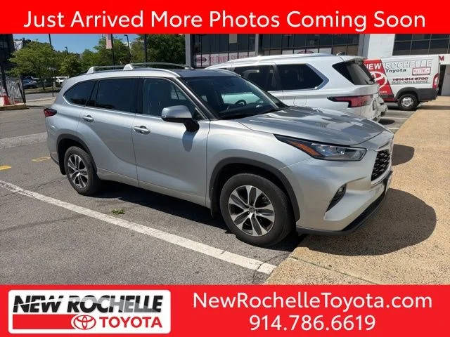 2020 Toyota Highlander XLE AWD photo