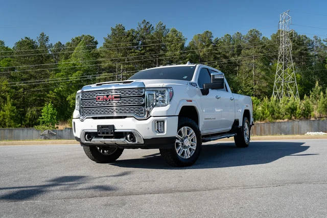 2020 GMC Sierra 2500HD Denali 4WD photo