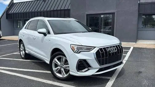 2020 Audi Q3 S line Premium Plus AWD photo