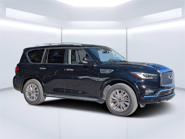 2019 Infiniti QX80 LUXE 4WD photo