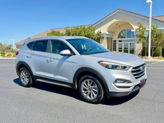 2017 Hyundai Tucson SE FWD photo