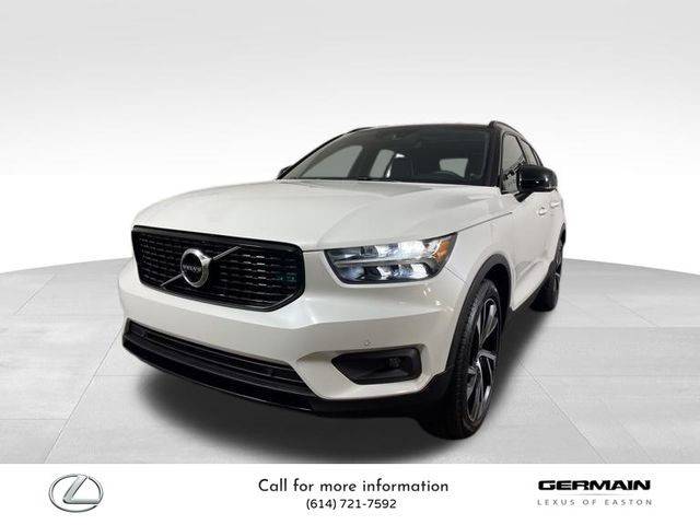 2020 Volvo XC40 R-Design AWD photo