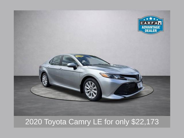 2020 Toyota Camry LE AWD photo