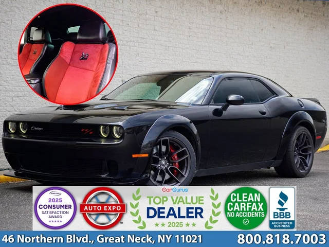 2020 Dodge Challenger R/T Scat Pack Widebody RWD photo