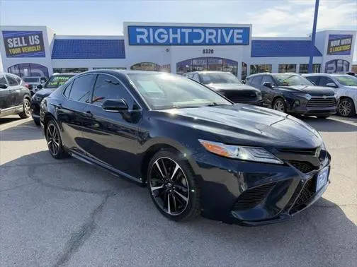 2020 Toyota Camry XSE FWD photo