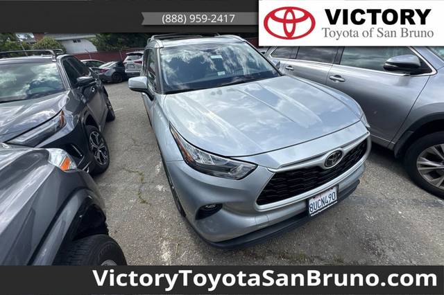 2020 Toyota Highlander XLE AWD photo