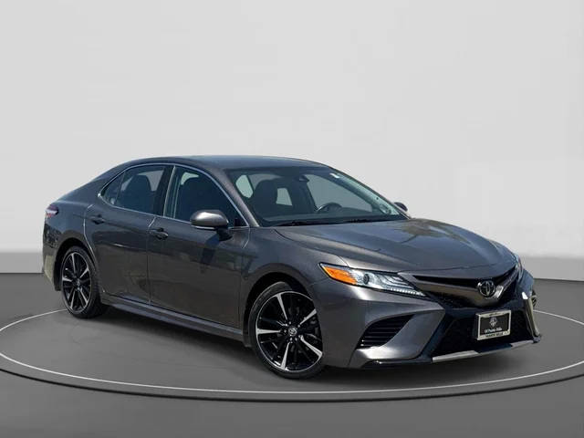 2020 Toyota Camry XSE FWD photo
