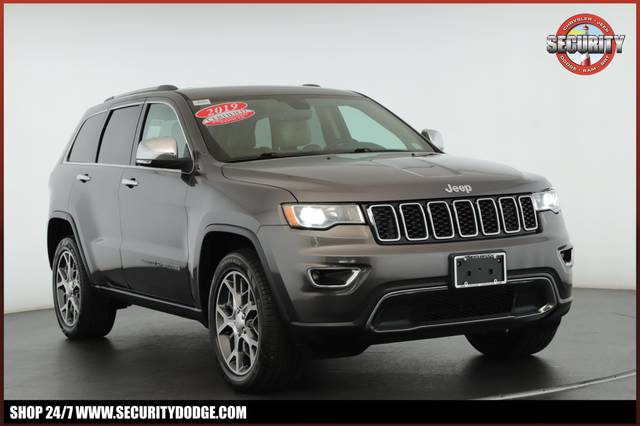 2019 Jeep Grand Cherokee Limited 4WD photo