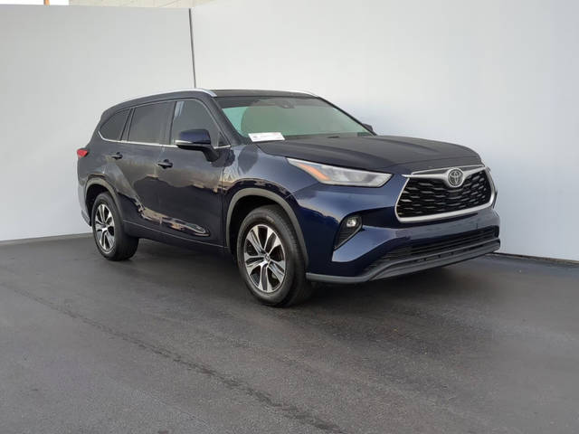 2020 Toyota Highlander XLE FWD photo