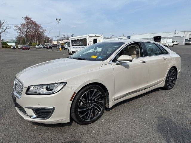 2020 Lincoln MKZ Reserve AWD photo