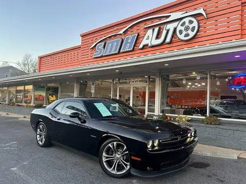 2020 Dodge Challenger R/T RWD photo