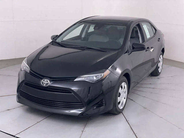 2019 Toyota Corolla LE FWD photo