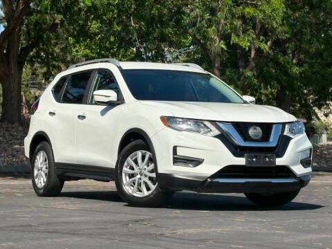 2019 Nissan Rogue SV FWD photo