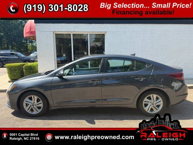 2020 Hyundai Elantra SEL FWD photo