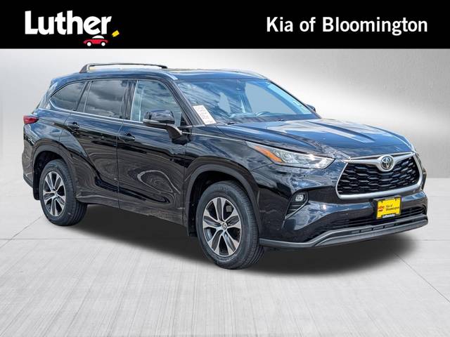 2020 Toyota Highlander XLE AWD photo