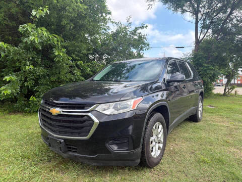 2020 Chevrolet Traverse LS FWD photo