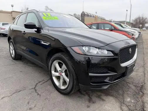 2017 Jaguar F-Pace 35t Premium AWD photo